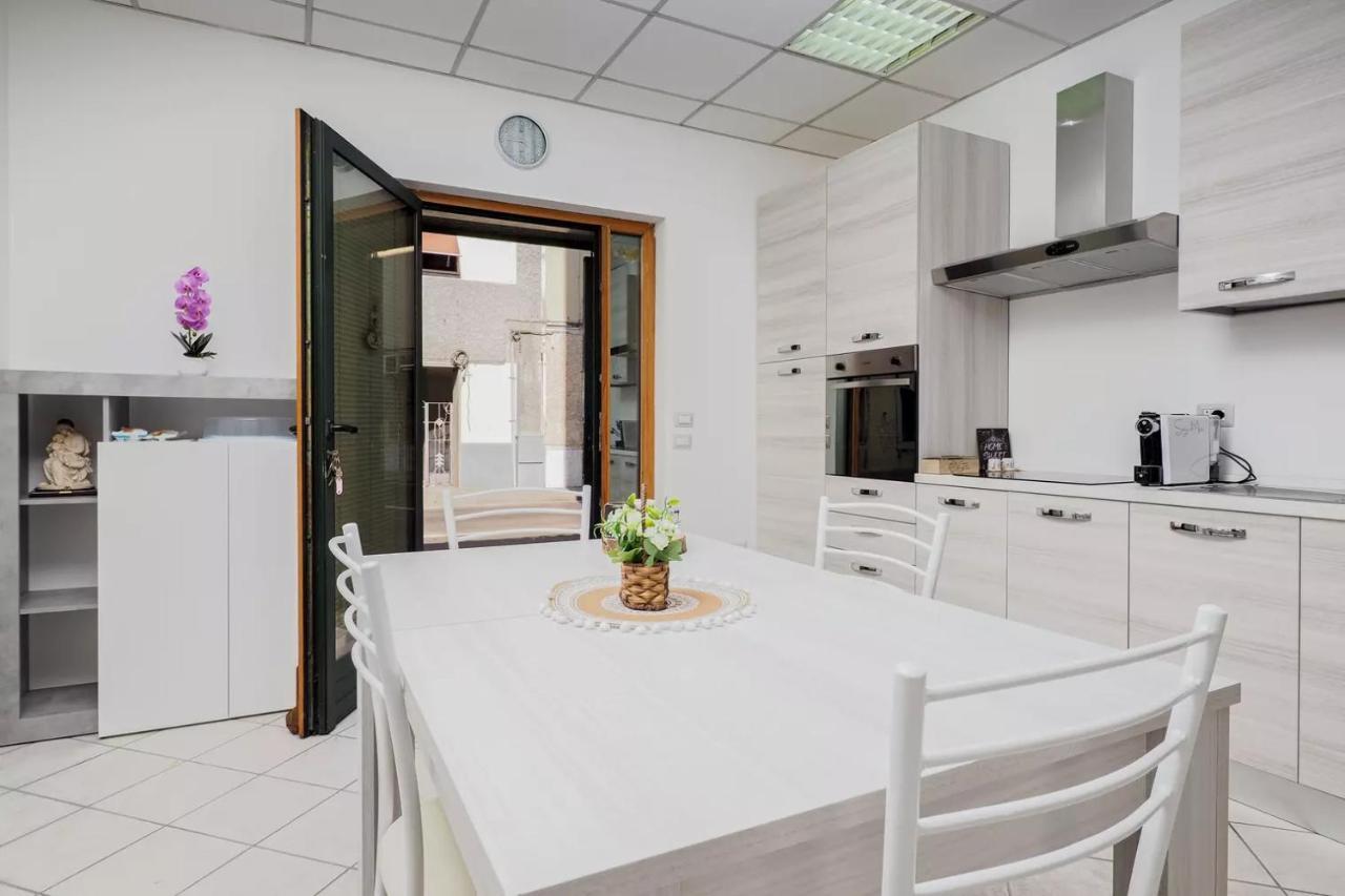 Апартаменты Saint Simplicio House Ольбия Экстерьер фото